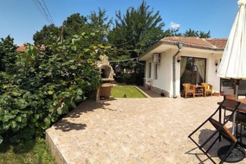 Guesthouse Oasis-Shabla Esterno foto